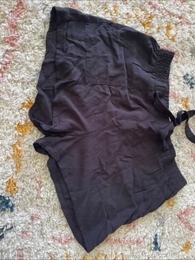 Cute black shorts